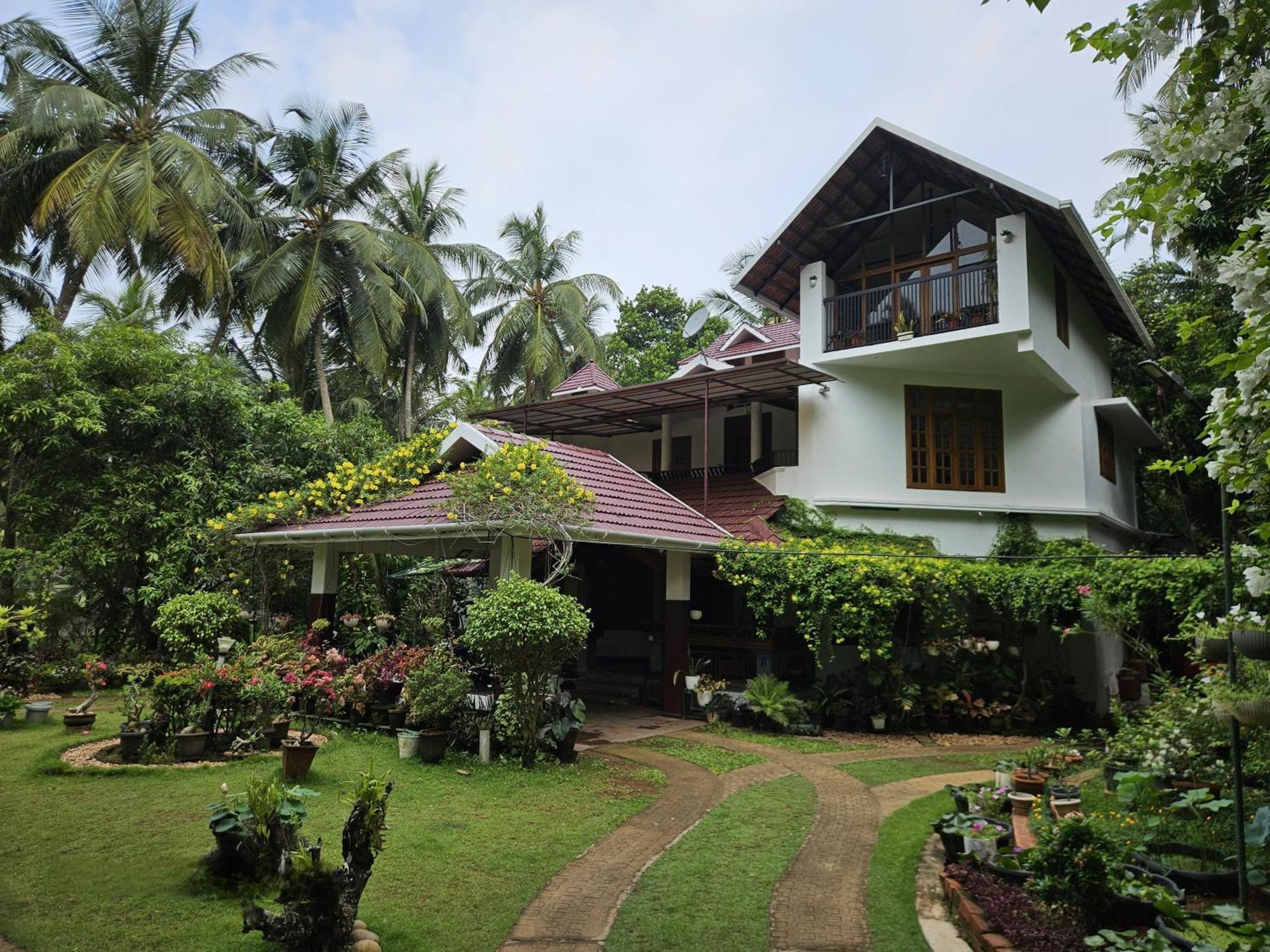 Maleyam Homestay Riverside Calicut Exterior foto