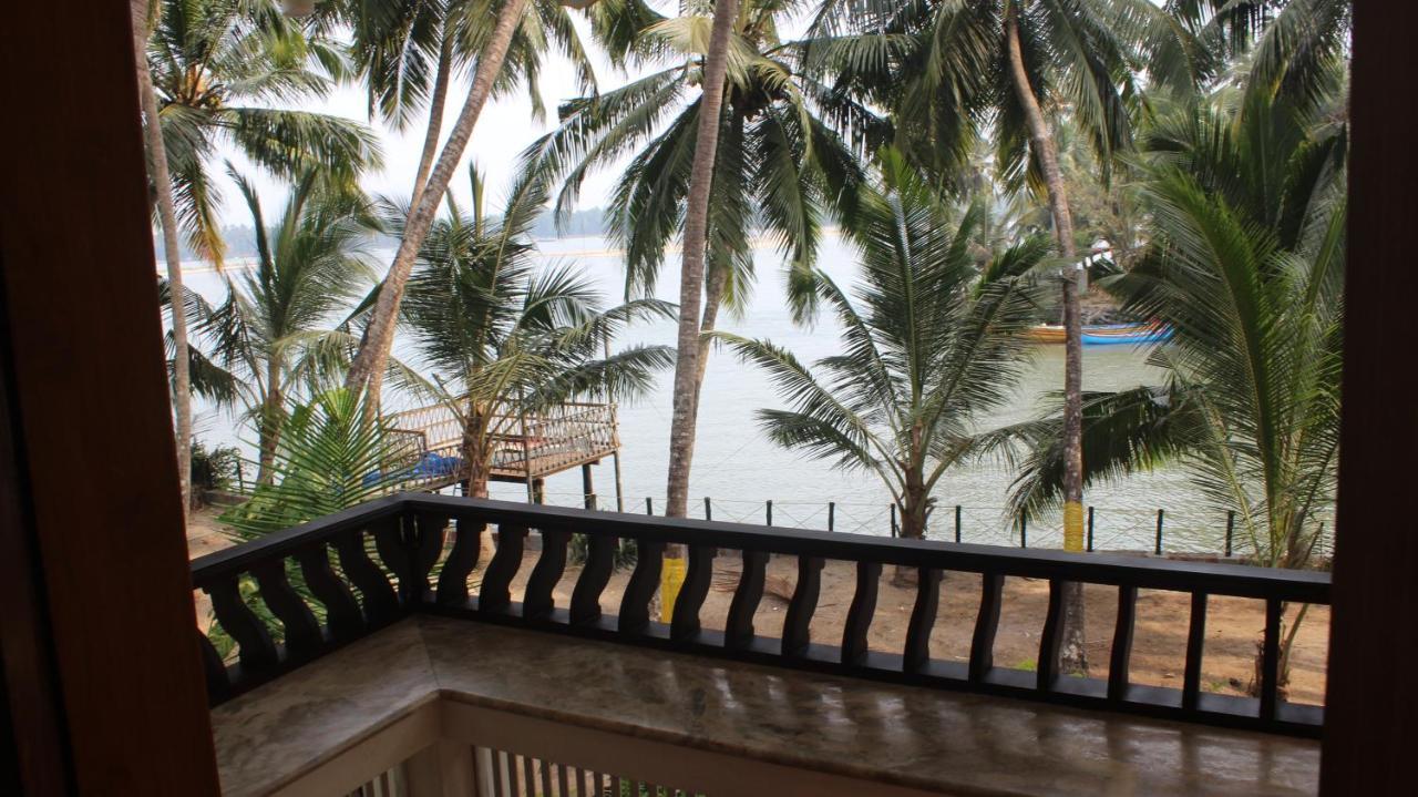 Maleyam Homestay Riverside Calicut Exterior foto