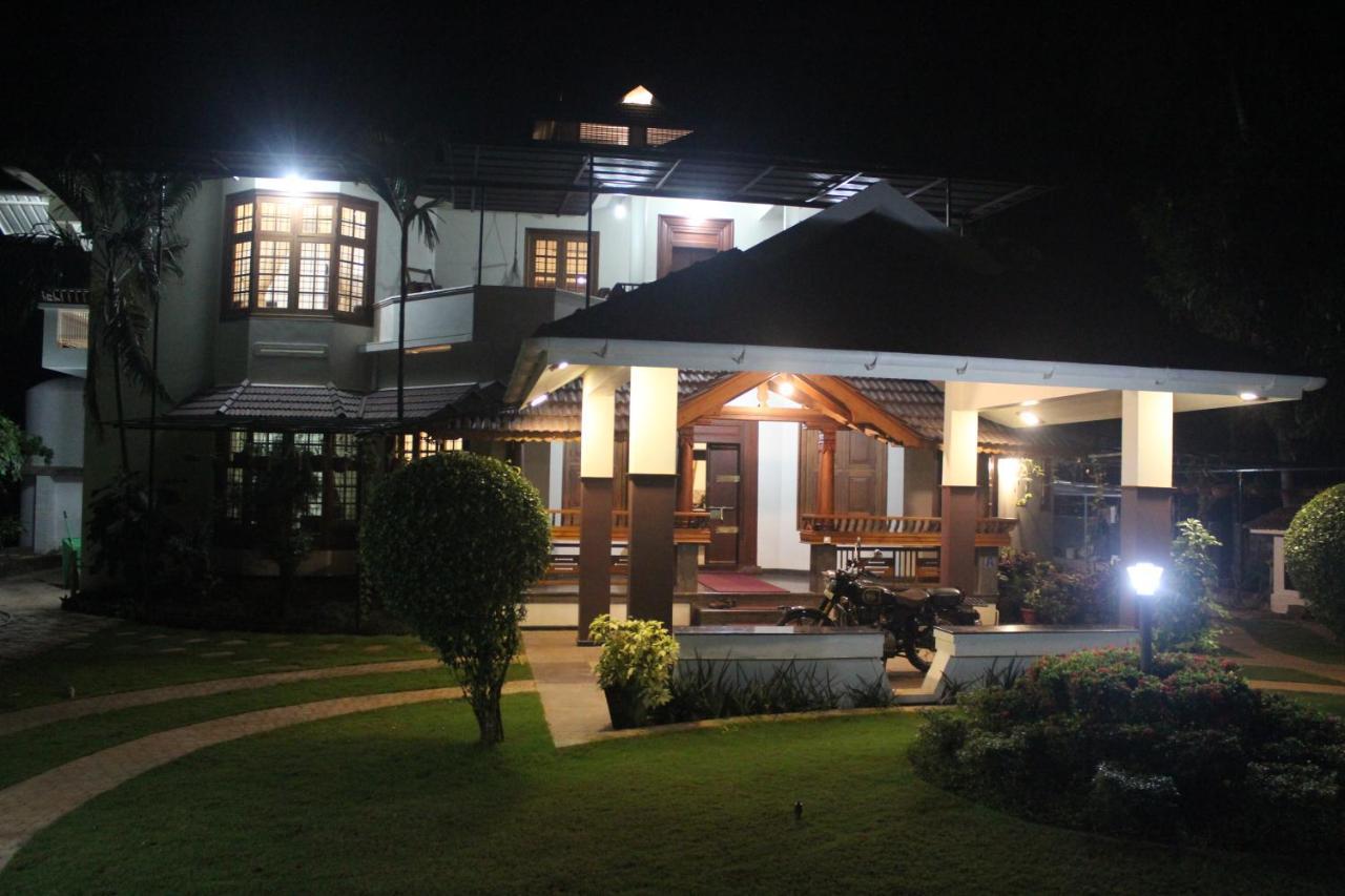 Maleyam Homestay Riverside Calicut Exterior foto