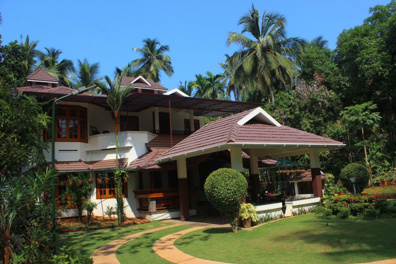 Maleyam Homestay Riverside Calicut Exterior foto
